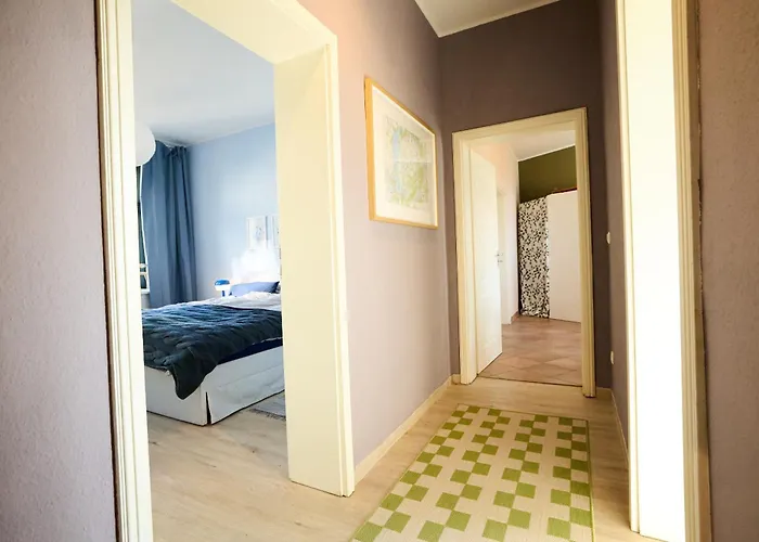 Ruhige Zentrale 2 Mit Balkon In Schwerin (Mecklenburg-Vorpommern)