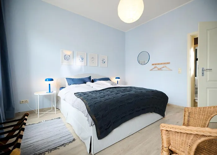 Ruhige Zentrale 2 Mit Balkon In Appartamento